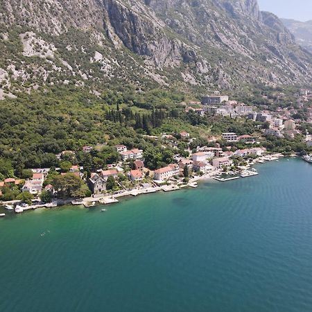 Montenegro Apartments - Private Beach Kotor Exterior photo